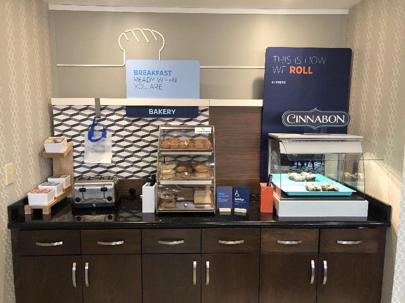 Holiday Inn Express & Suites Greenfield By Ihg Exteriör bild